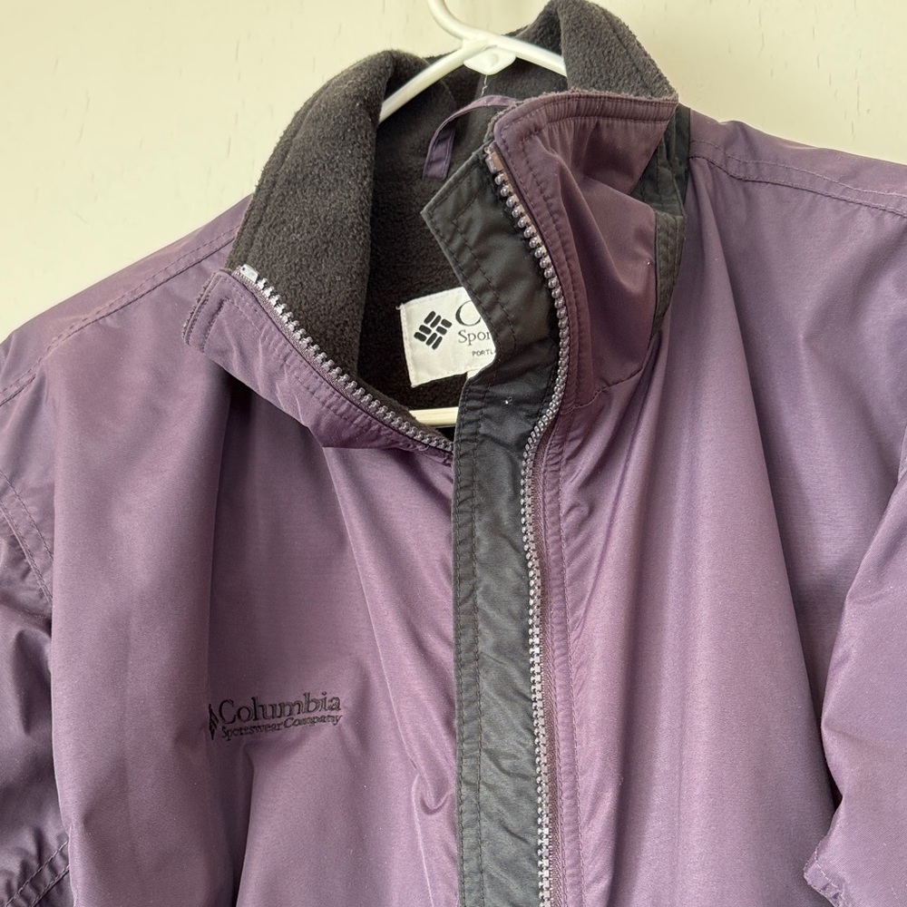 Columbia Women's Fleece Lined Dark Purple Sporty Windbreaker jacket - Picture 2 of 10